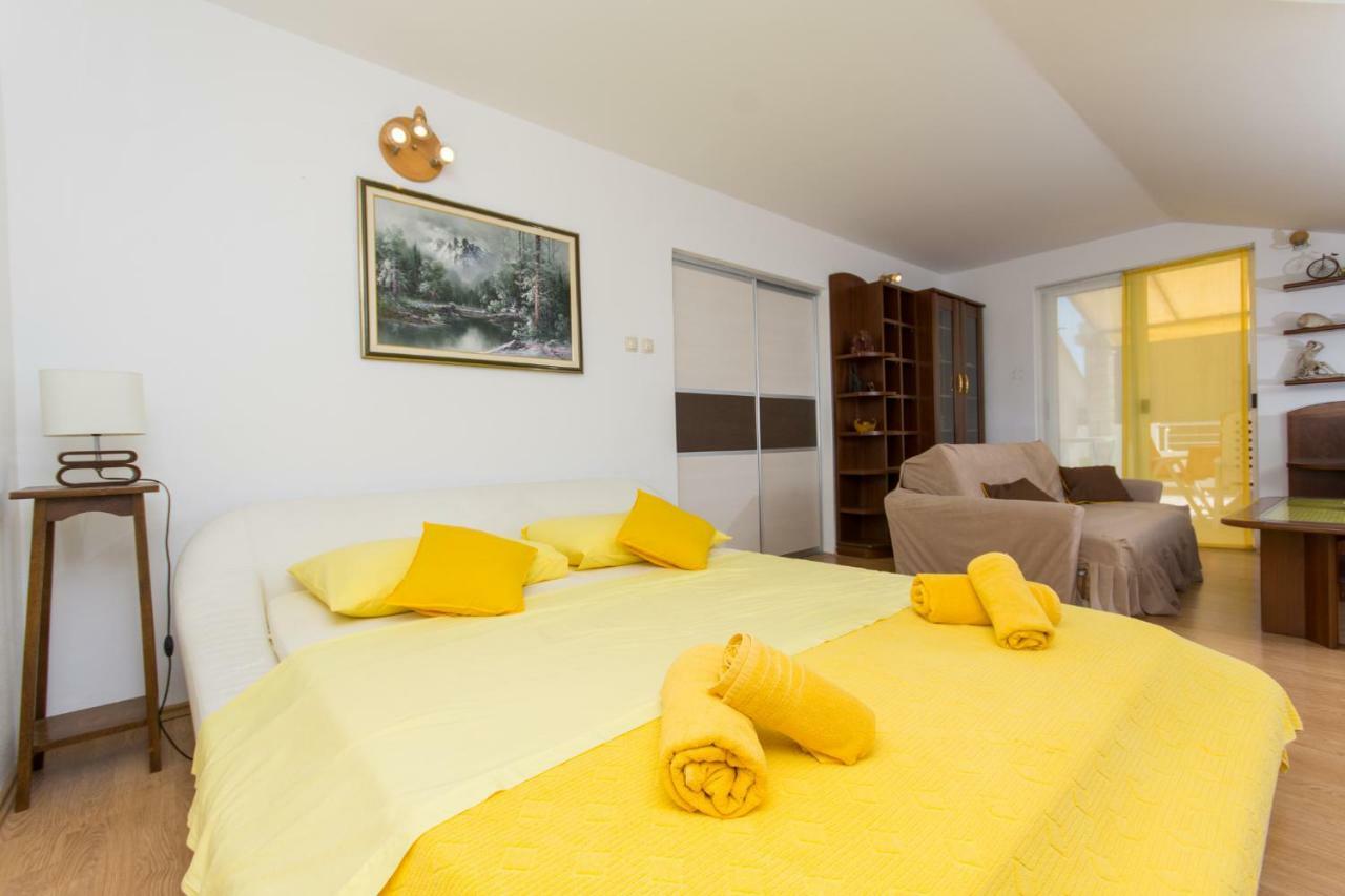 Apartmani Zana Округ Горни Екстериор снимка