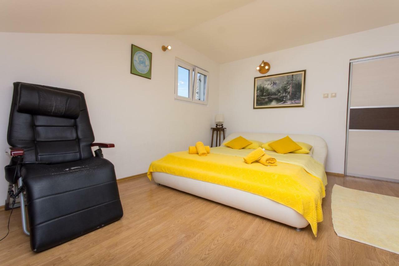 Apartmani Zana Округ Горни Екстериор снимка