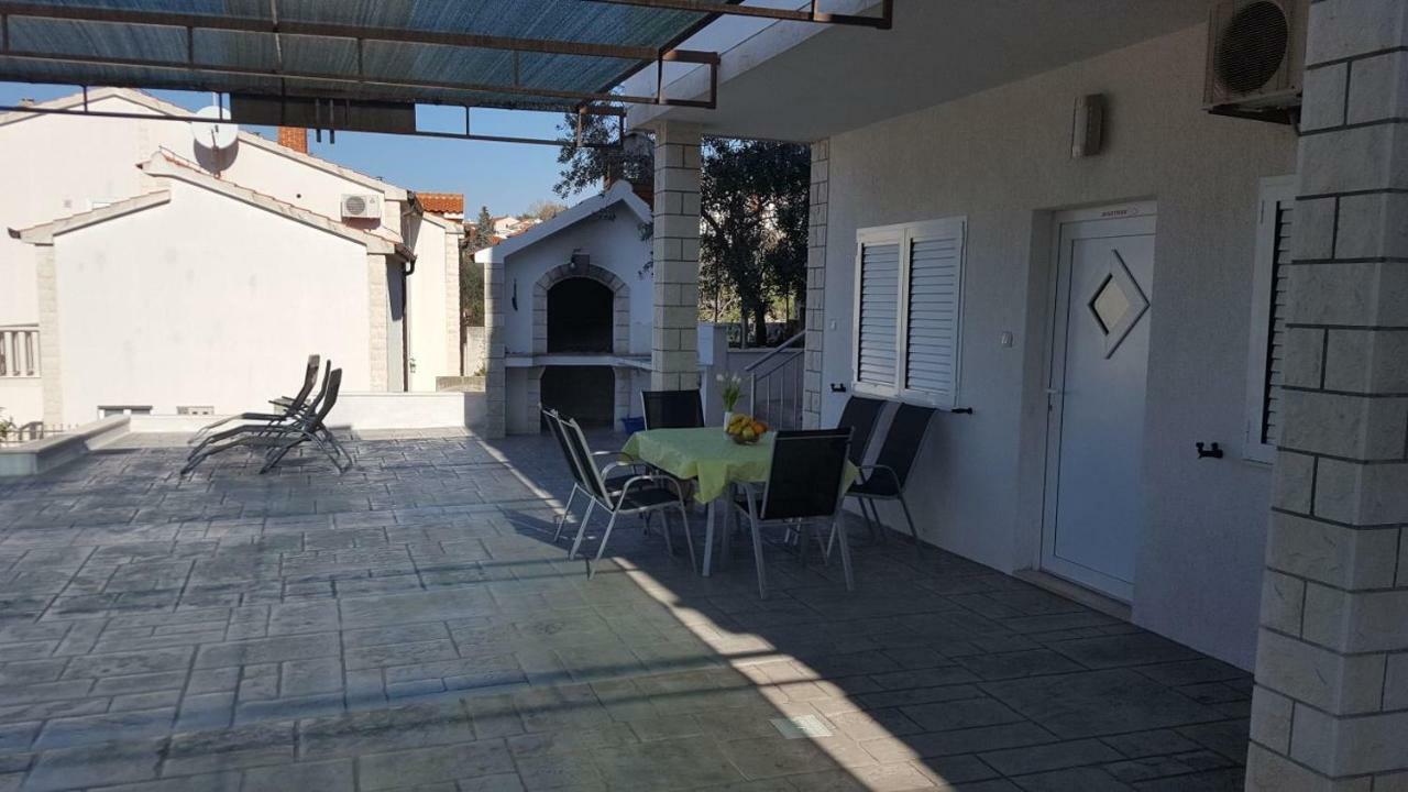 Apartmani Zana Округ Горни Екстериор снимка