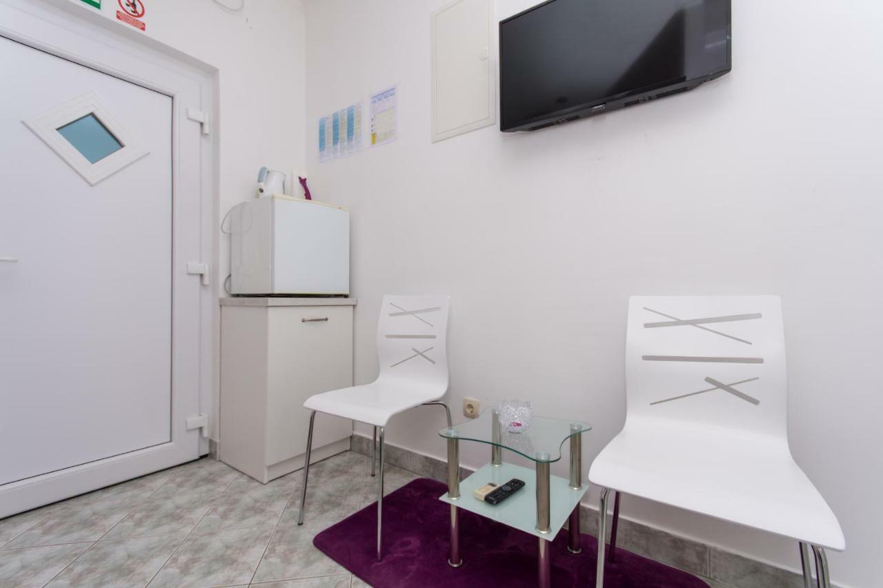 Apartmani Zana Округ Горни Екстериор снимка